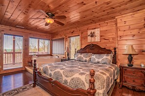 4 bedrooms, iron/ironing board, free WiFi, bed sheets - A Majestic View: Mtn views, Resort Pool, Home Theater, Games, near attractions! (Sevierville)