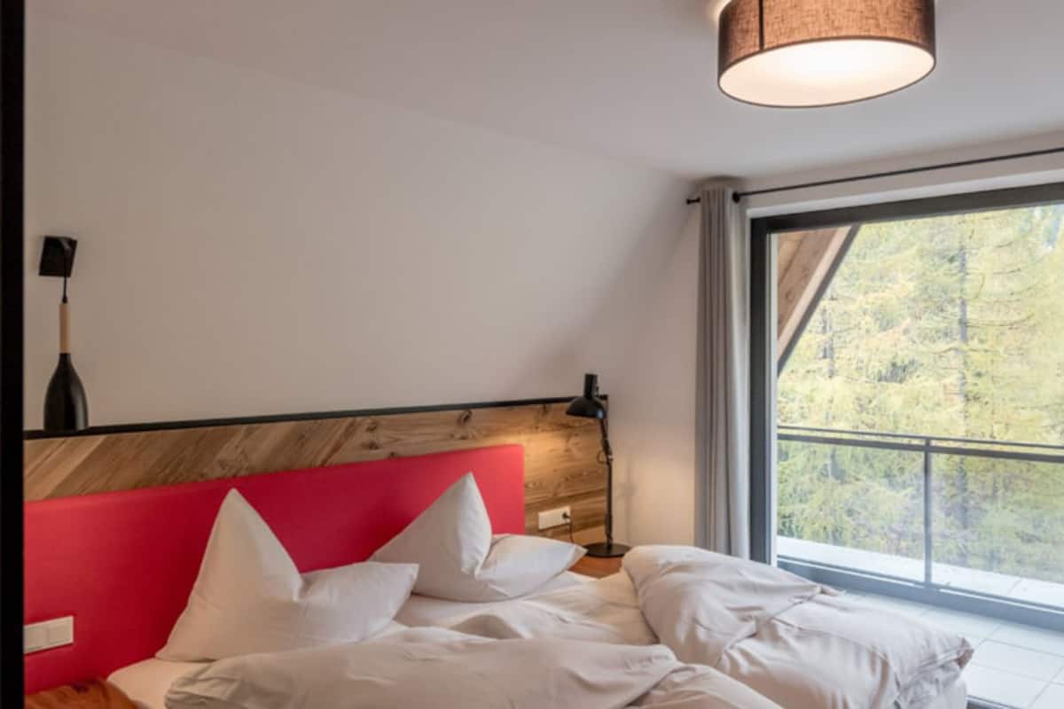 Sky-Spa Appartement 2 | Allergikerbettwaren, Zimmersafe, schallisolierte Zimmer