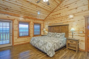 7 soverom, strykejern/-brett, wi-fi (inkludert) og sengetøy