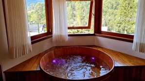 奢華套房 (Banheira Ofurô) | 私人 Spa 浴池