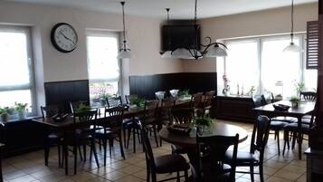 Daily buffet breakfast (EUR 6.5 per person)