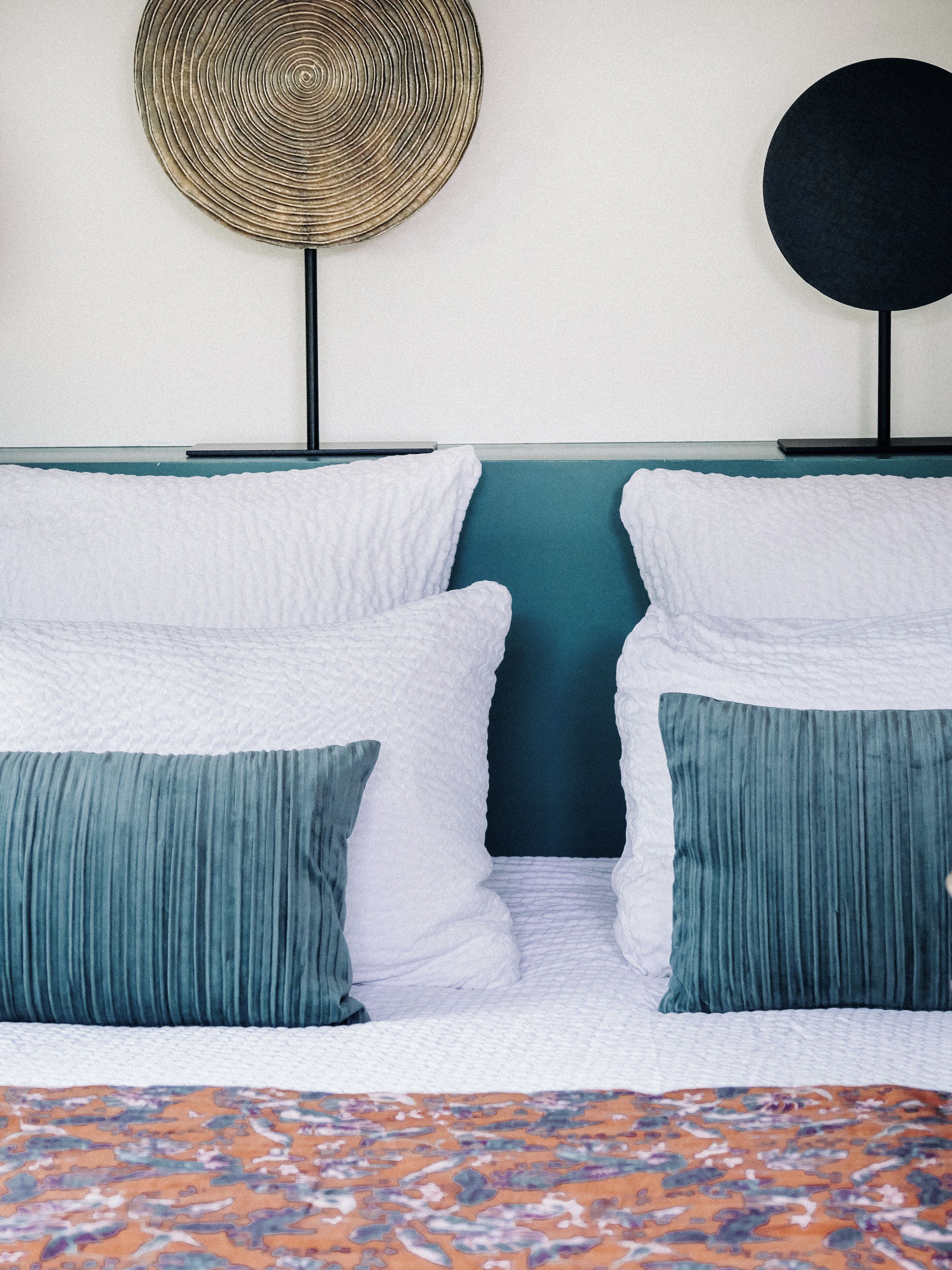 Habitación doble, vista al jardín (4) | Decoración personalizada, muebles diferentes y escritorio 