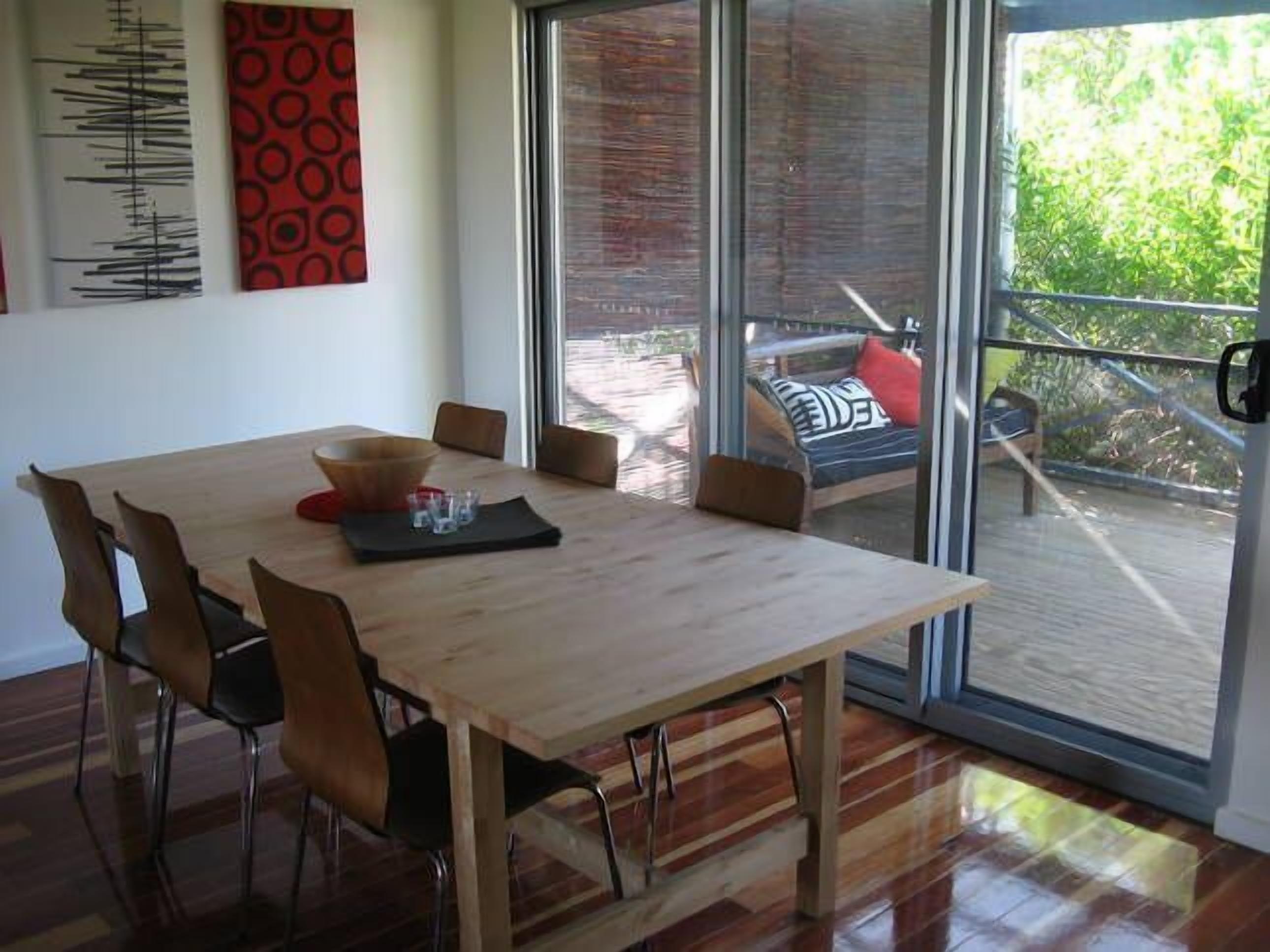 Relaxing cosy shack close to beach — image 7