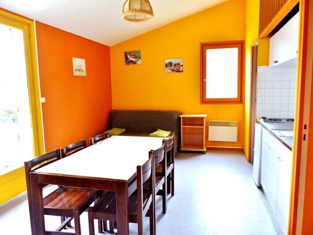 Family Cottage, Non Smoking, Lake View | Individually decorated, individually furnished
