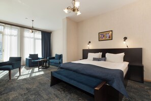 Ropa de cama hipoalergénica, colchones Tempur-Pedic y minibar 