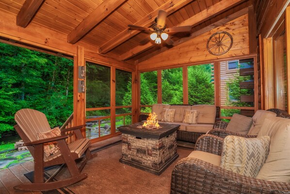 Terrace/patio - Creekside Getaway: Top Amenities, Game Room, Fire Pit area on the creek, Ample Parking, Gatlinburg! (Pigeon Forge)