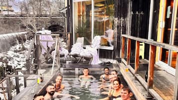 Sauna, Körperbehandlungen, Warmsteinmassagen, klassische Massagen