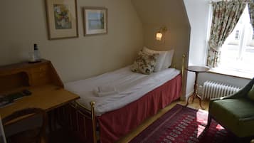 Decoración personalizada, muebles diferentes y escritorio