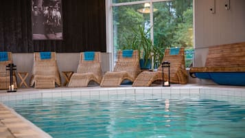 Een sauna, lichaamsbehandelingen, hotstone-massages, Zweedse massages