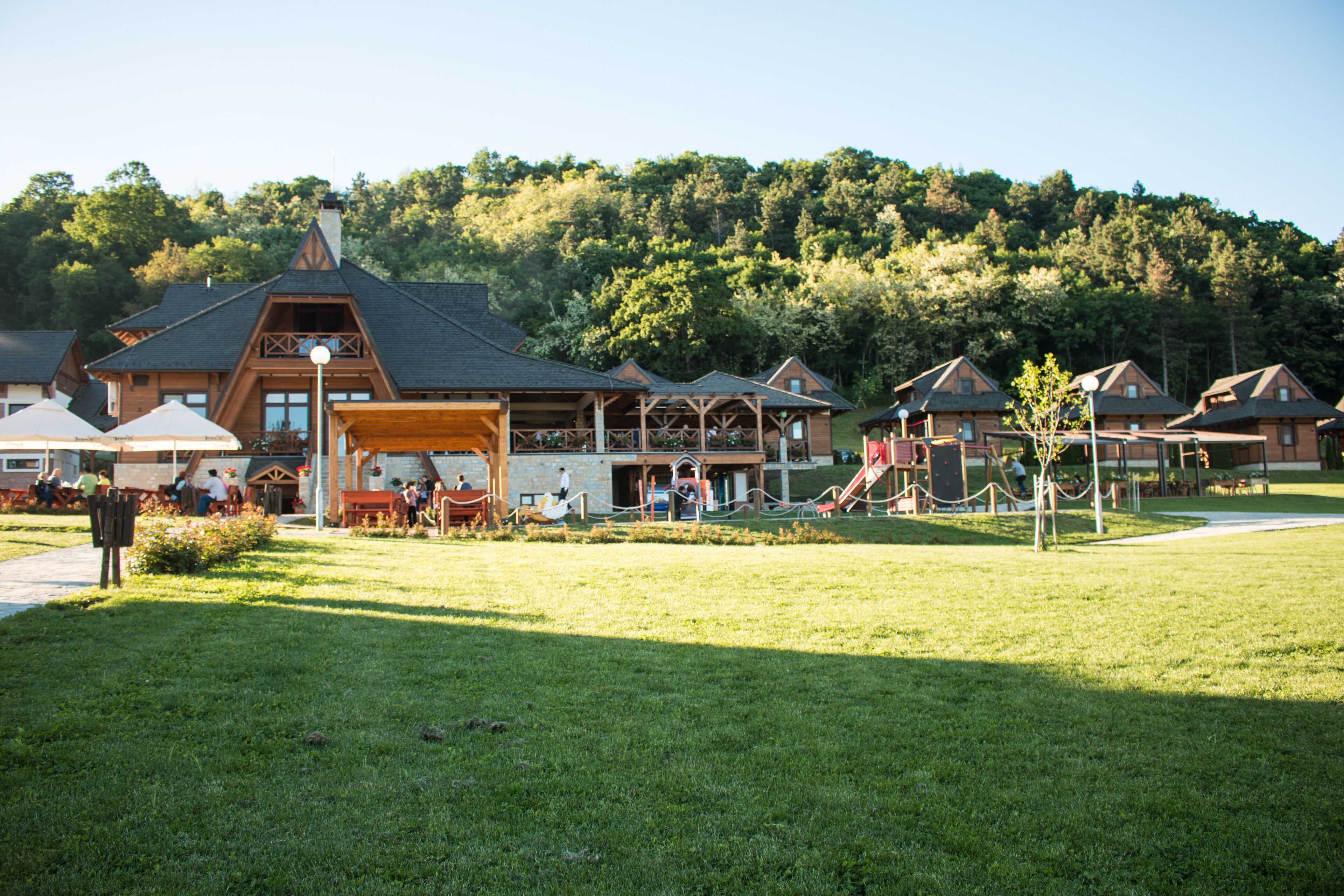 Área de juegos infantiles al aire libre