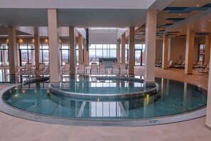 Indoor pool, outdoor pool - Etno Naselje Vrdnička Kula (Vrdnik)