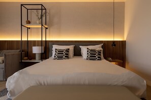 Migdal Room | Minibar, in-room safe, desk, soundproofing - Gomeh by Isrotel Collection (Migdal)