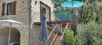 BEAUTIFUL GITE CENTRUM OF VALLON PONT D'ARC-cleaning and linen included