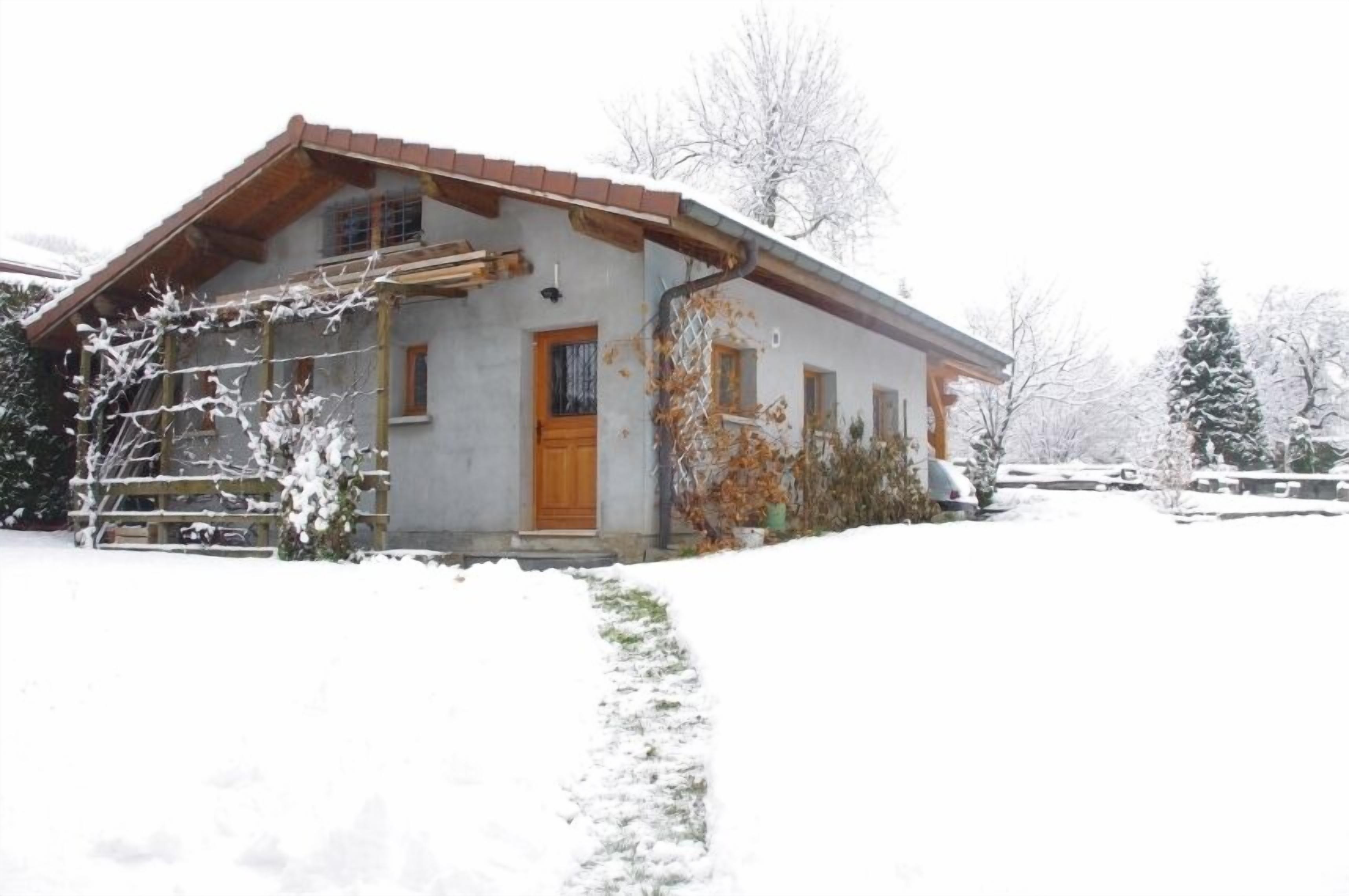 Ayse: Cottage  with garden 'La Casetta' between Chamonix Geneve  Annecy