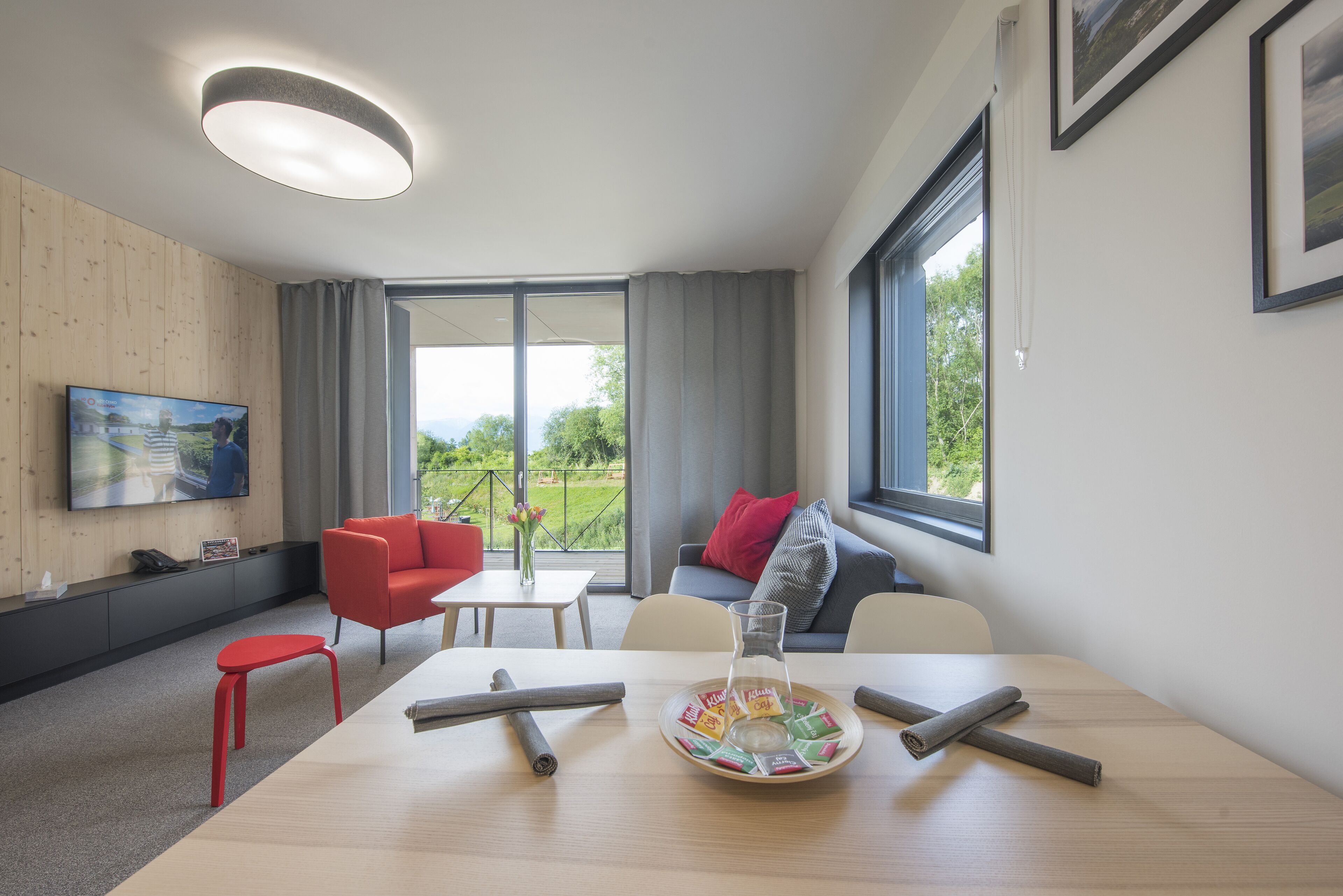 特级公寓 | 客房内用餐