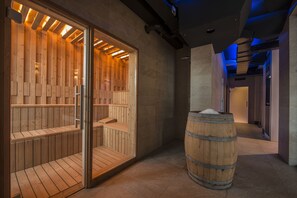 Sauna, Whirlpool, Dampfbad, Körperbehandlungen, Aromatherapie