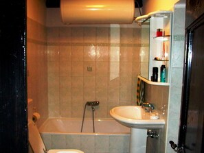 Maison, 3 chambres | Salle de bain