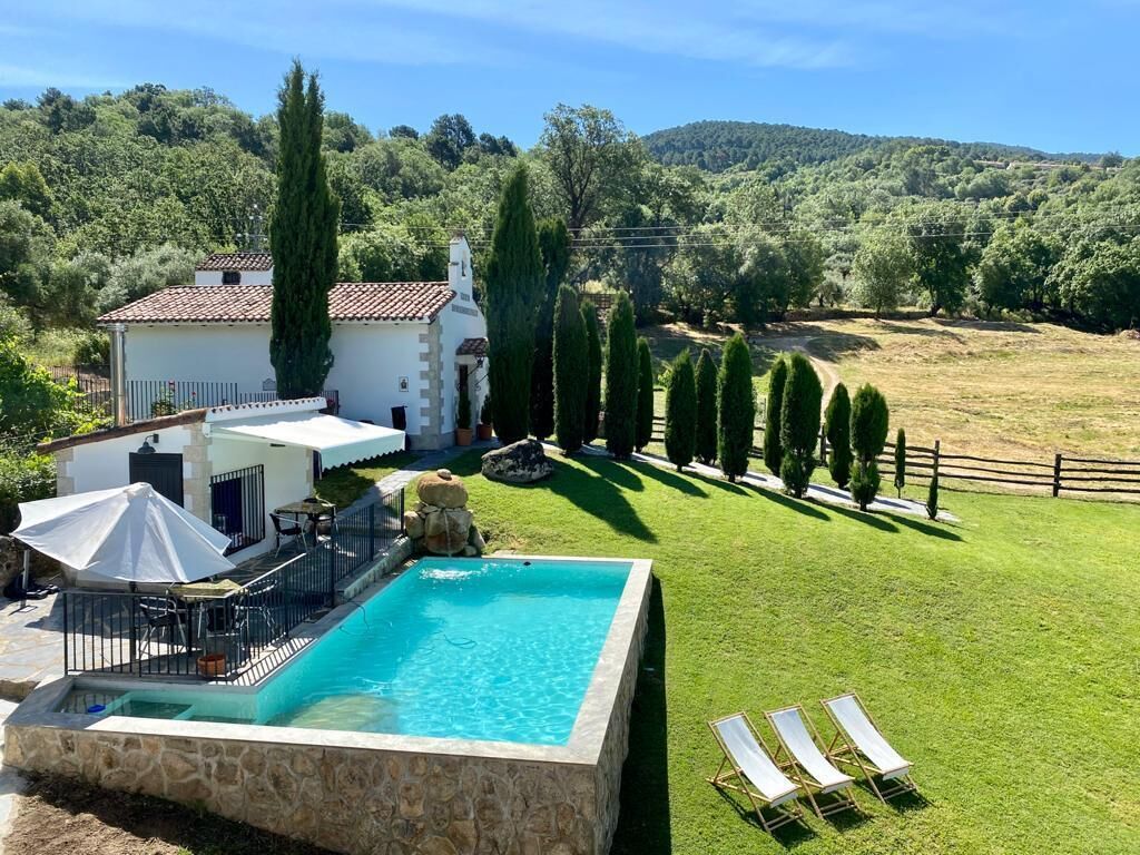 Farmhouse Finca El Aguilojo in Mombeltrán (Valle del Tiétar, Ávila)