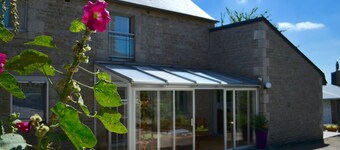 Very nice renovated family house