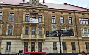 Façana frontal de l'allotjament