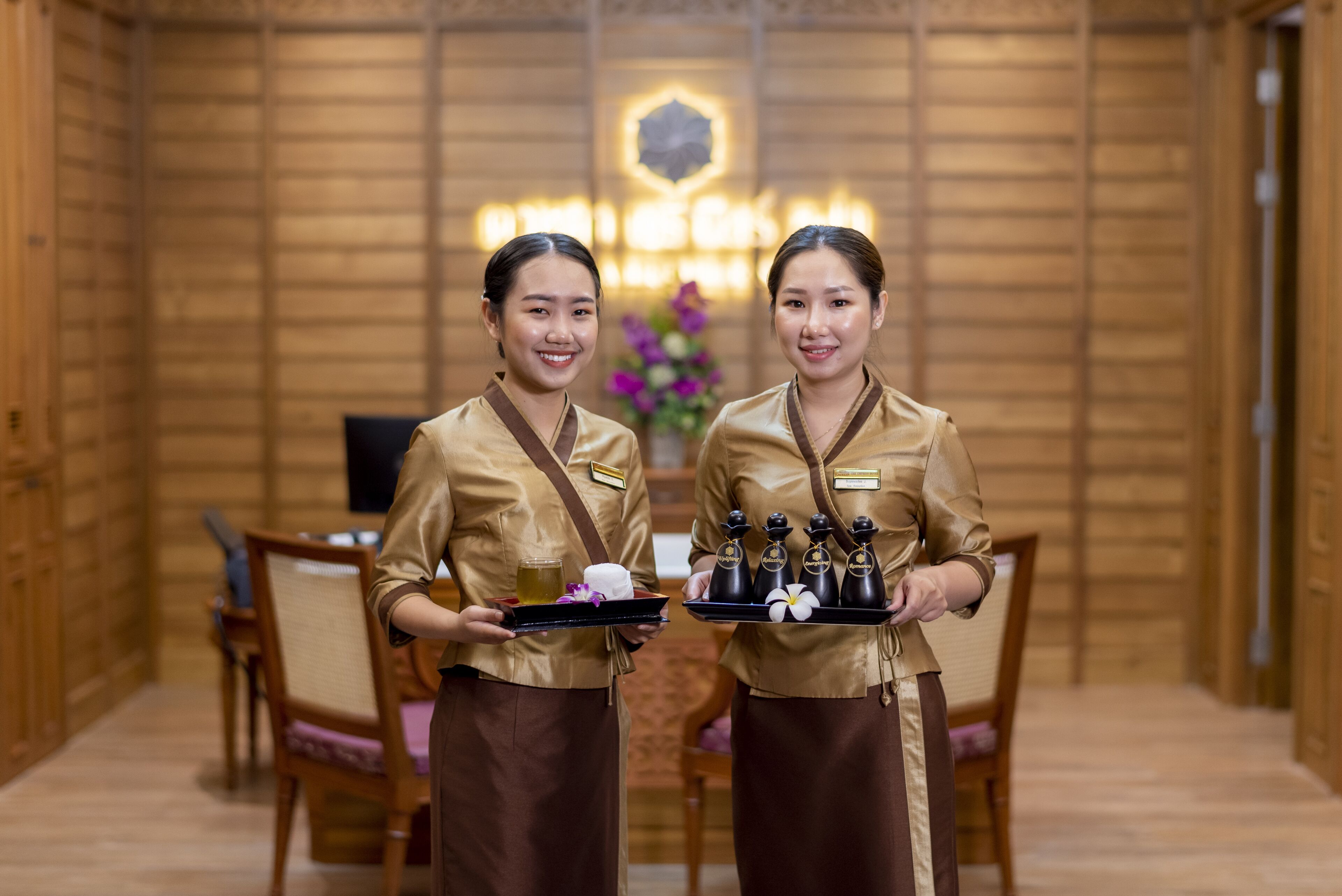 Soins corporels, soins d'aromathérapie, massages suédois, massages thaïs