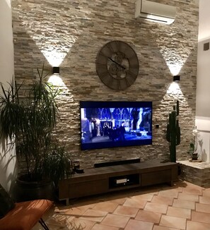 Interior - DETACHED UPSTAIRS VILLA WITH PRIVATE POOL AND GARDEN (Porto Vecchio)