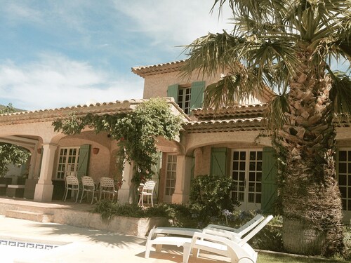 Golf van St Tropez Franse Rivièra mooie privé villa, verwarmd zwembad en airco