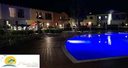 ARTEMIDE-Pretty villa with garden by the pool.