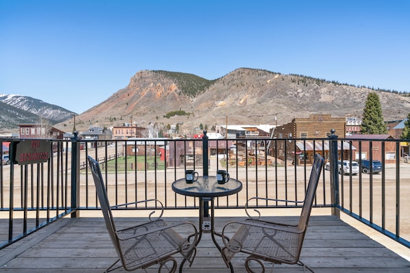 Honeymoon Room, 2 Queen Beds, Non Smoking, Mountain View | Terrace/patio - The Bent Elbow Hotel (Silverton)