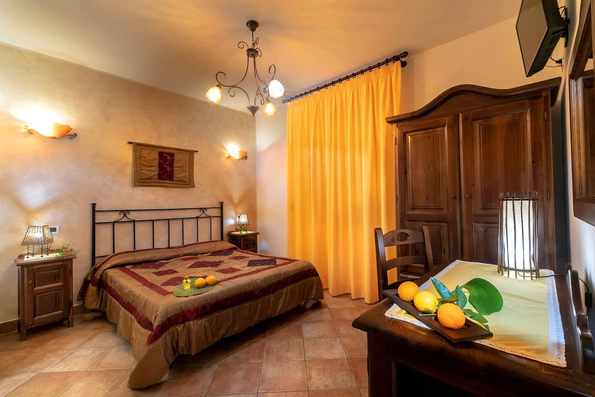 Classic Double Room