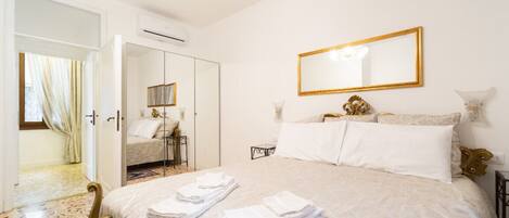 1 Schlafzimmer, Bügeleisen/Bügelbrett, kostenloses WLAN, Bettwäsche