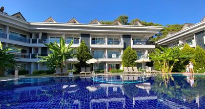Truemar Hotels & Suites