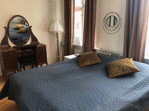 Individually decorated, desk, blackout curtains, soundproofing