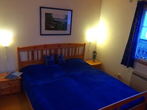 4 dormitorios, tabla de planchar con plancha, wifi y ropa de cama