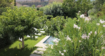 CASA SASA '- HOUSE WITH PRIVATE POOL BY THE SEA NEAR CEFALU' -