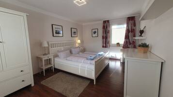 4 Schlafzimmer, WLAN, Bettwäsche
