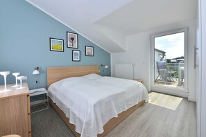 2 makuuhuonetta, vauvan matkasänky, Wi-Fi