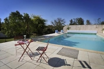 La piscine 12m x 6m