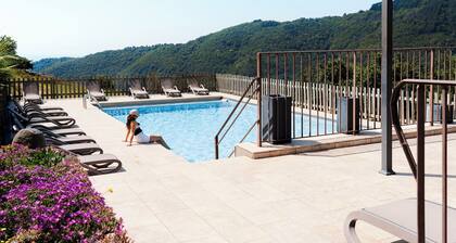 DOMAINE DU VERNADEL GITE CASTAGNOU