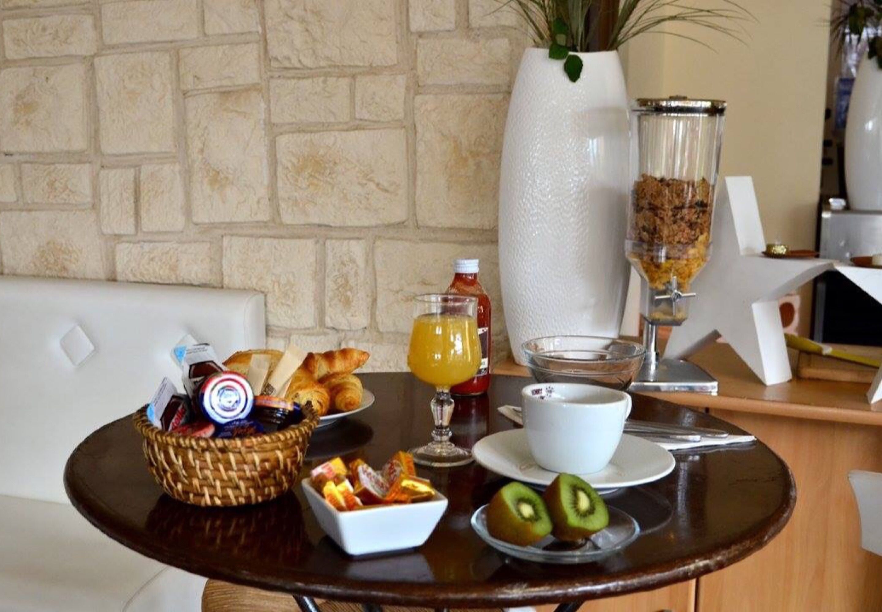 Daily buffet breakfast (EUR 12 per person)