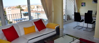 Splendid apartment, sea view on Fréjus-plage