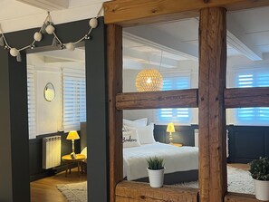 3 Schlafzimmer, Schreibtisch, Bügeleisen/Bügelbrett, Reisekinderbett