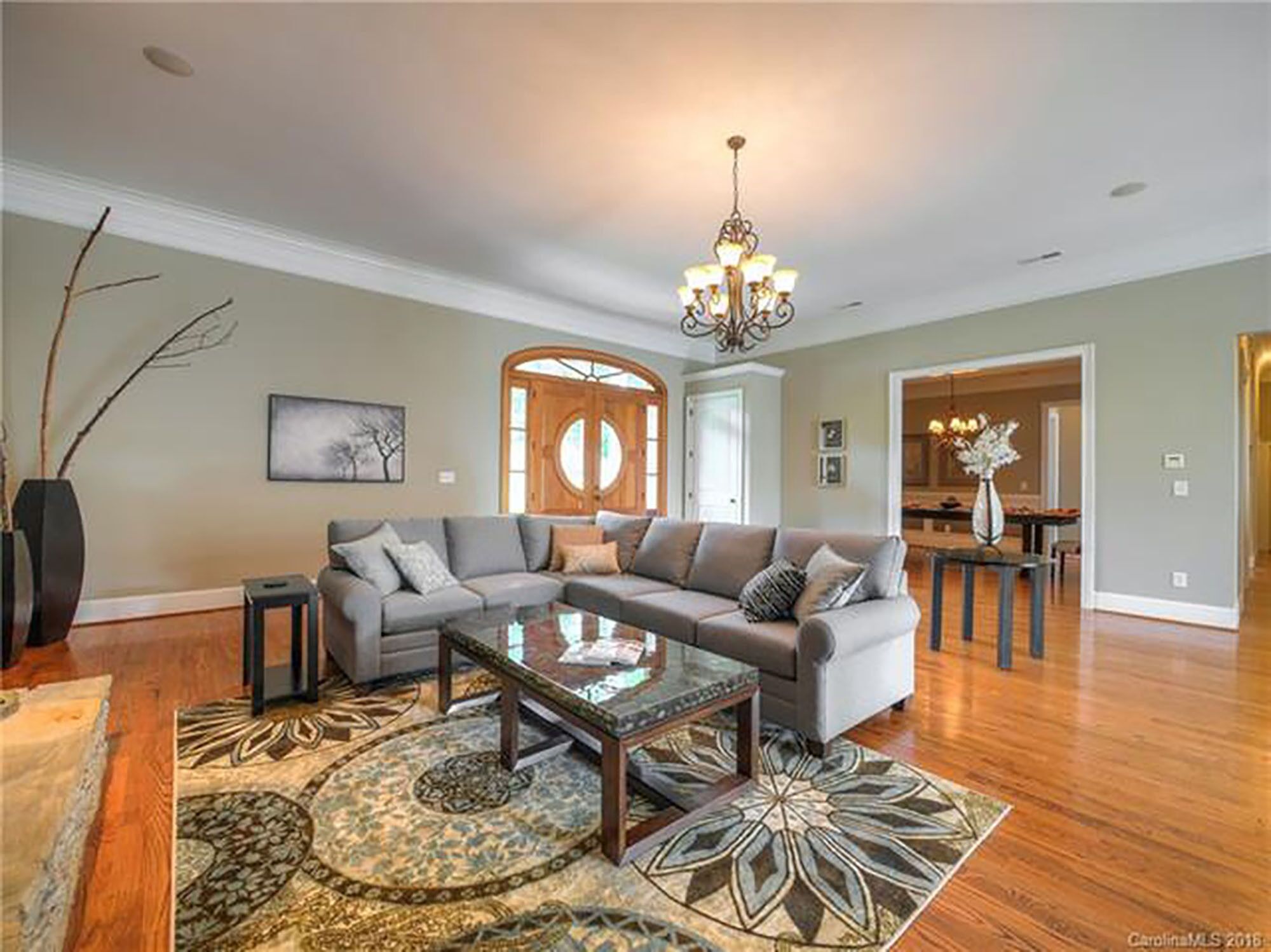 Spacious waterfront home with pool in a quiet cove. Perfect for large families!