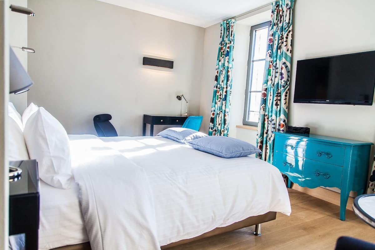 Tweepersoonskamer (Syrah) | Luxe beddengoed, een minibar, een kluis op de kamer
