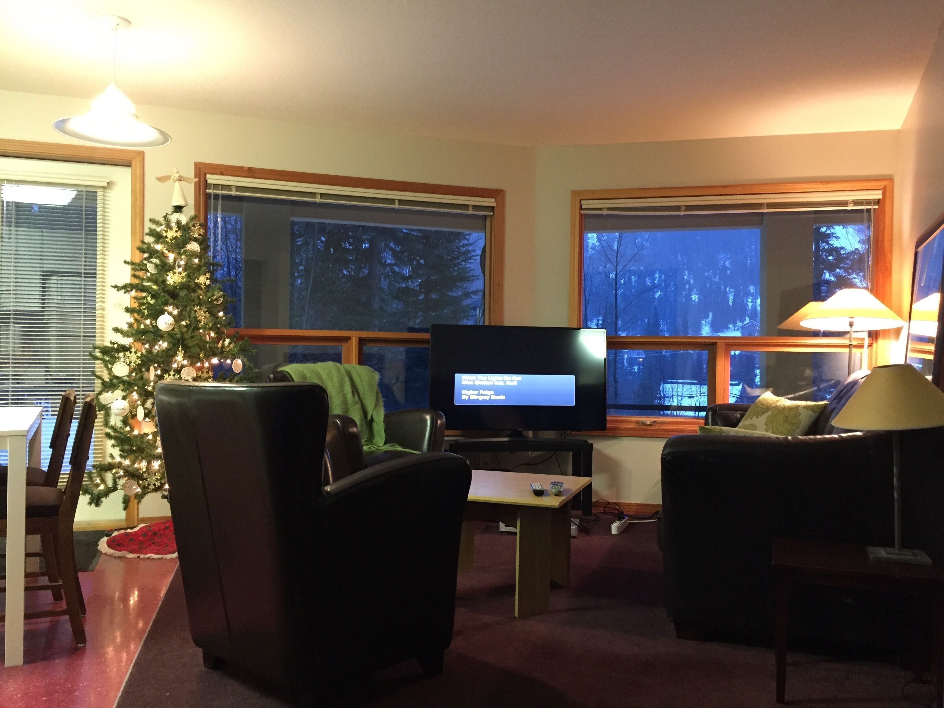 Sleepy Hollows Chalet Down (at Sun Peaks Resort)