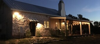 Heaven in the Hills. Welcome to Monticello Cottage