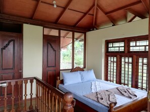 6 Schlafzimmer