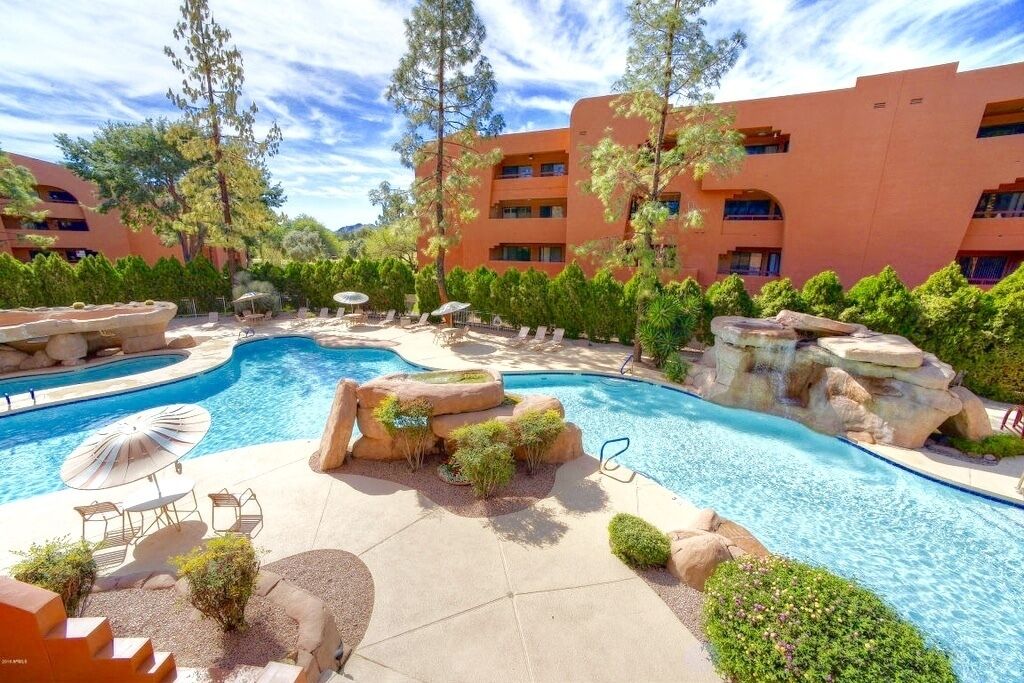 حمّام سباحة خارجي، حمّام سباحة مُدفَّأ