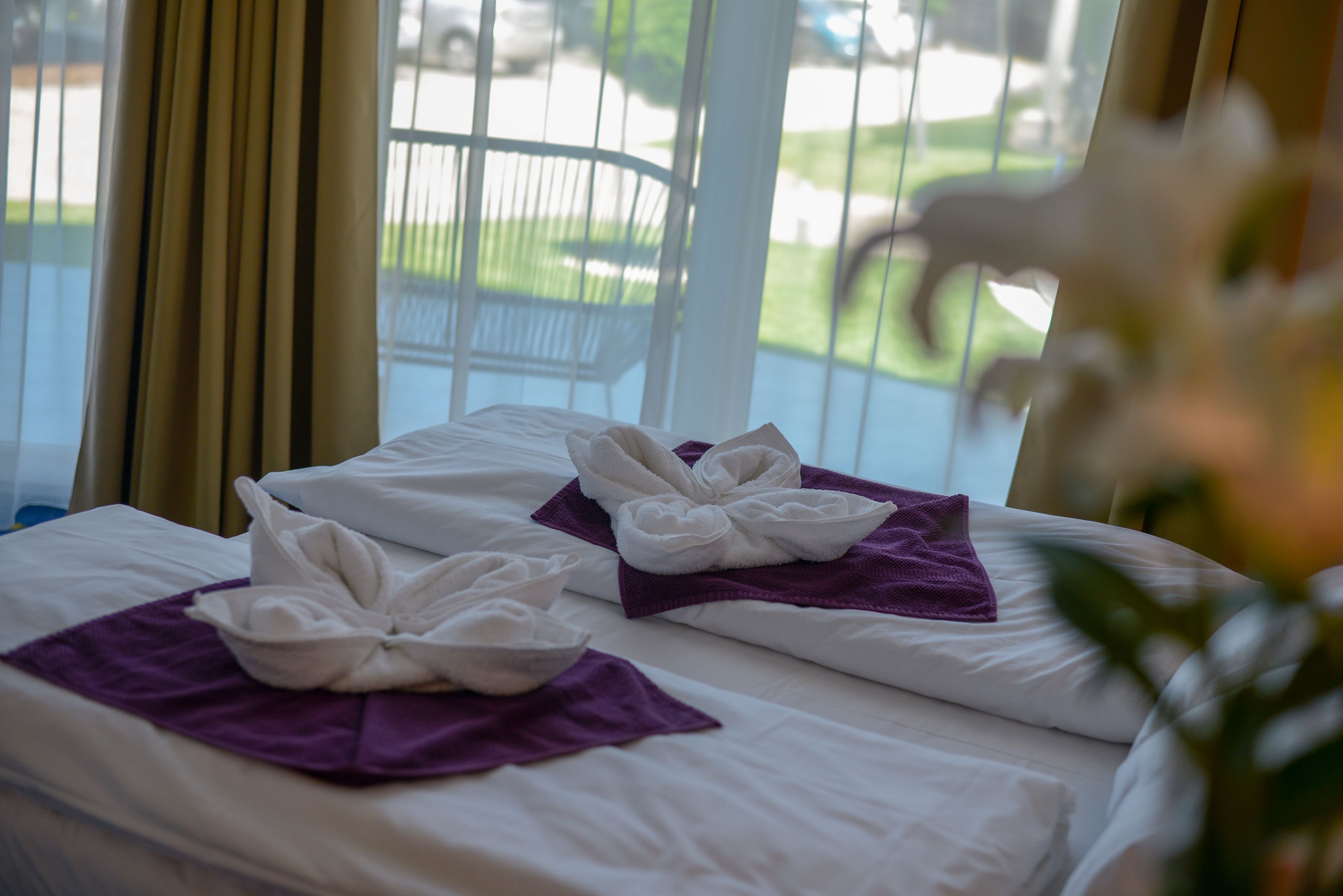 Family Room | 2 bedrooms, desk, blackout drapes, soundproofing