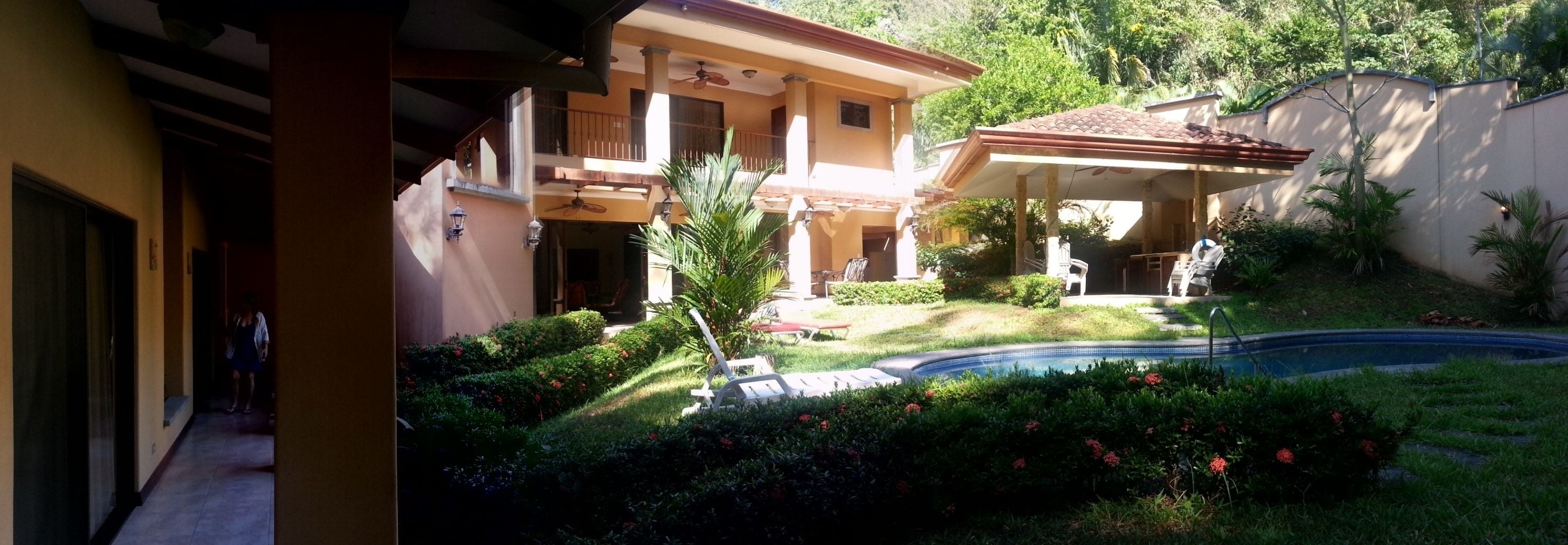 標準獨棟房屋, 多張床, 非吸煙房, 泳池景觀 | 花園景